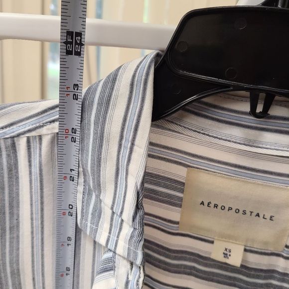 Aeropostale Striped Button Down Shirt size XS - Picture 8 of 8